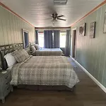 Kin House Guest Suite